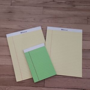 Office Yellow and Green Notepads Set